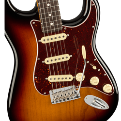 Fender 0113900700 American Professional II Stratocaster®, 3-Color Sunburst